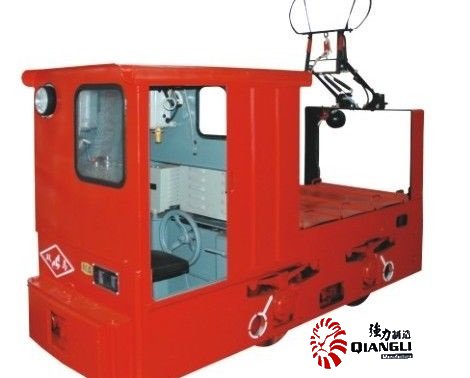 CCG3.0/600型號礦用防爆有軌鋼輪普軌機車